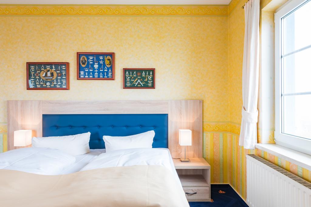 Hotel Boddenhus Garni Zingst Kültér fotó