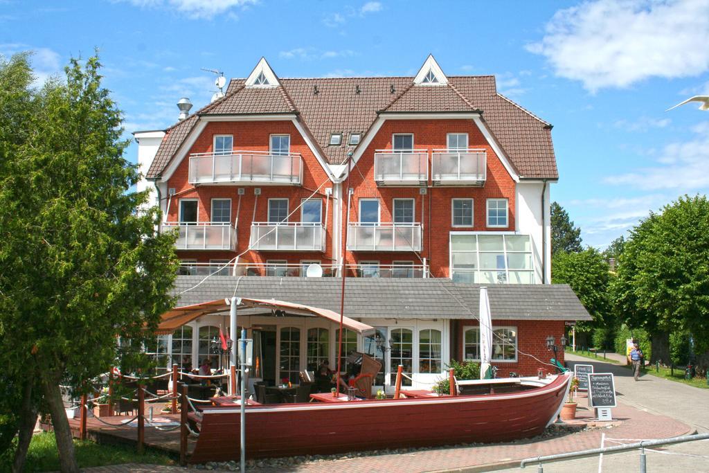 Hotel Boddenhus Garni Zingst Kültér fotó