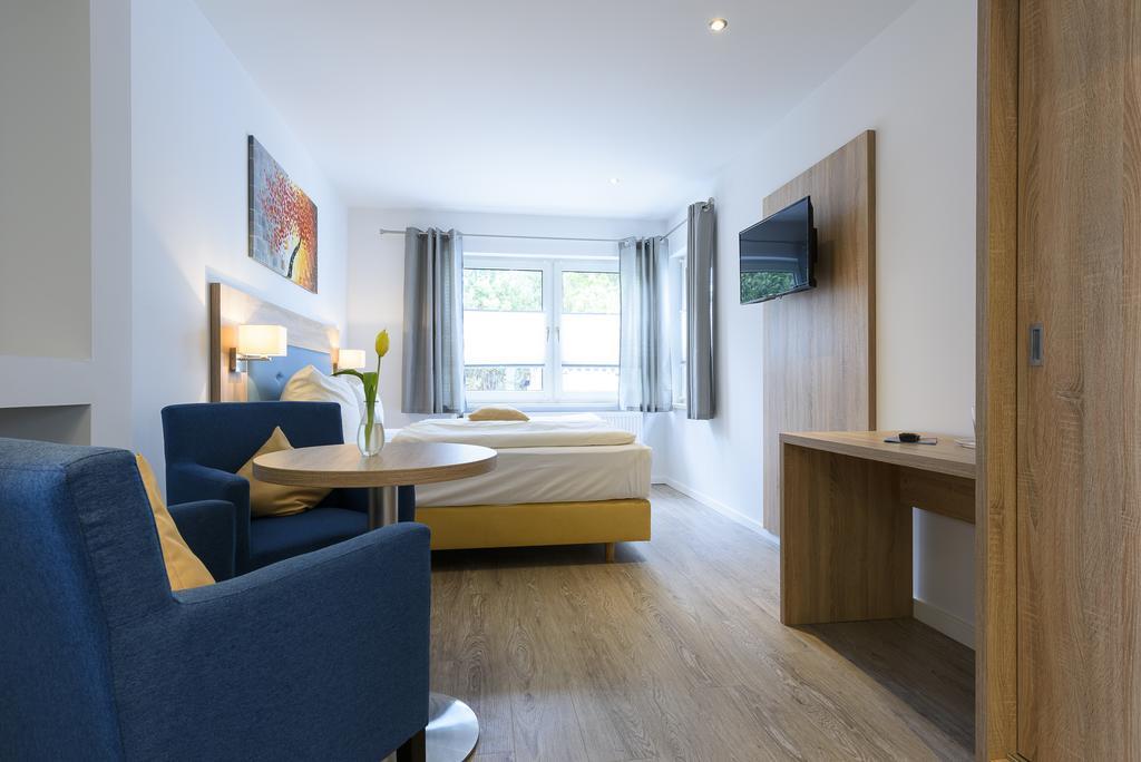 Hotel Boddenhus Garni Zingst Kültér fotó