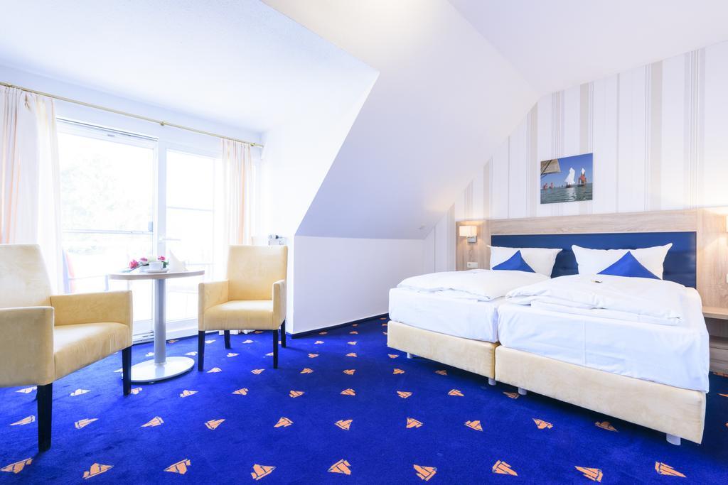 Hotel Boddenhus Garni Zingst Kültér fotó